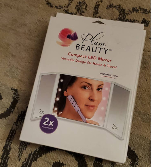Plum Beauty Makeup Plum Beauty Mini Compact Led Mirror Panoramic